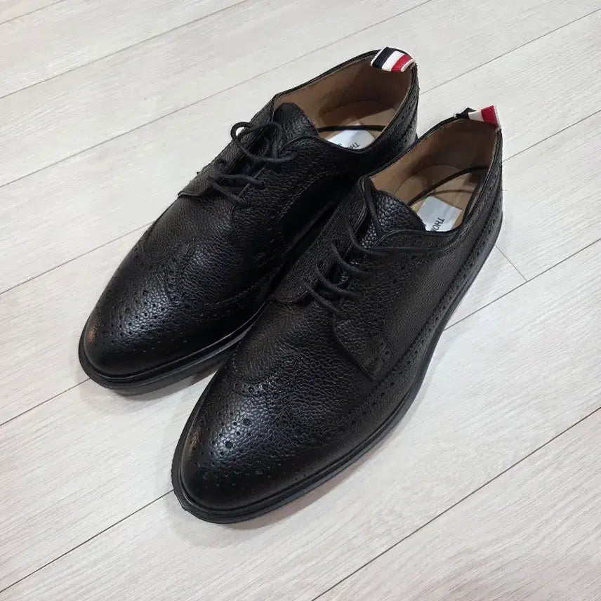 [BUNJANG] Thom Browne Wingtip Shoes Rubber Sole / 톰브라운 윙팁 / 새상품 / 정품 / 톰브라운 / 러버솔