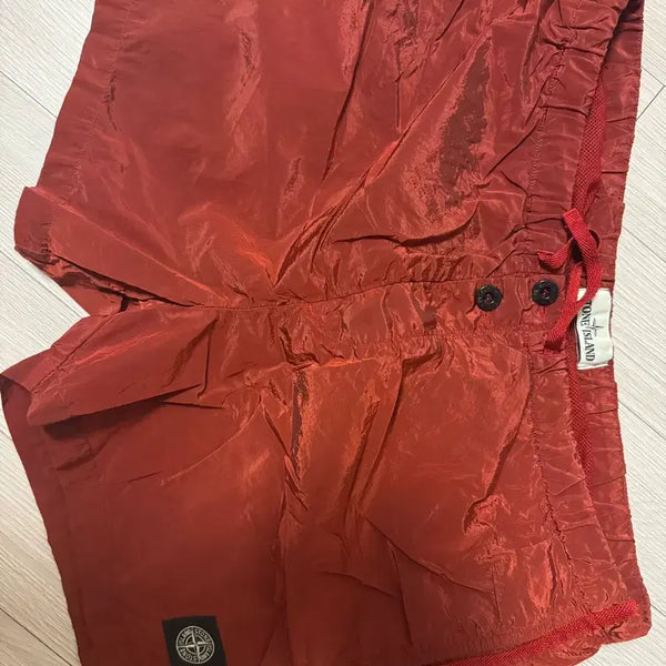 [BUNJANG] Stone Island Swim Shorts Metal Logo / 스톤아일랜드 스윔팬츠 메탈