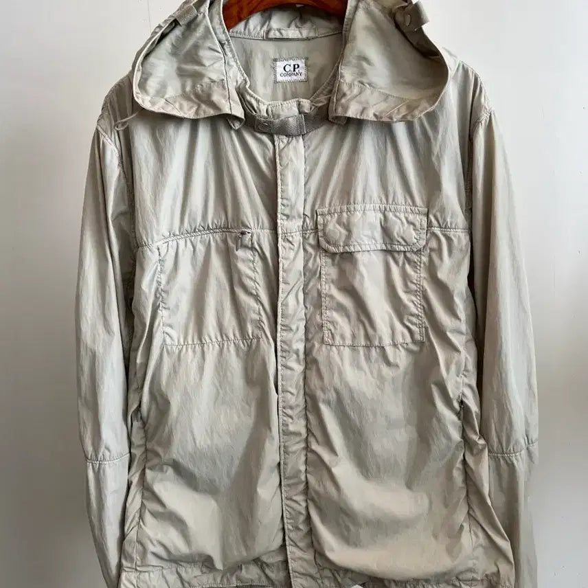[BUNJANG] CP Company Original Windbreaker Jacket Beige Size 50 / CP컴퍼니 바발막이 자켓(정품)