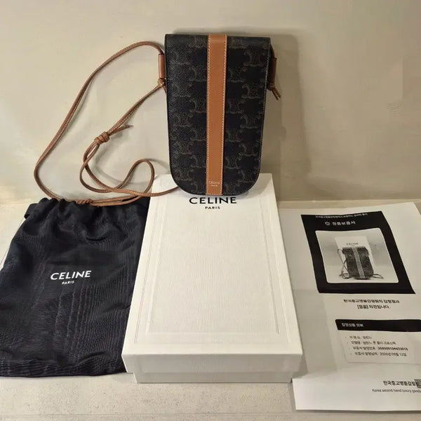 [BUNJANG] Celine Authentic Trio Print Phone Pouch Crossbody Bag / 셀린느 정품 트리오페  휴대폰 파우치 크로스백 풀박스 판매합니다