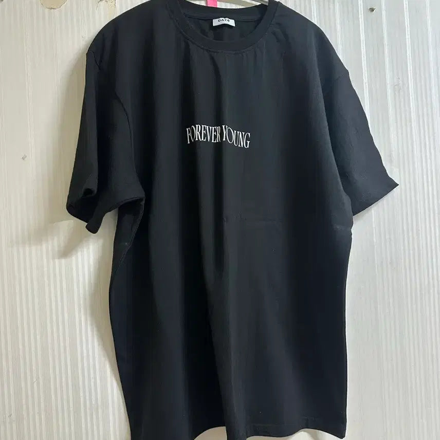 [BUNJANG] DAY6 Forever Young T-Shirt / 데이식스 포에버영 티셔츠