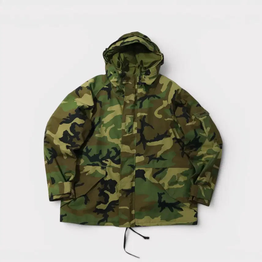 [BUNJANG] US Military ECWCS 1st Gen Woodland Gore-Tex Jacket (Large-Short) / [L/S] 미군 ECWCS 1세대 우드랜드 고어텍스 자켓