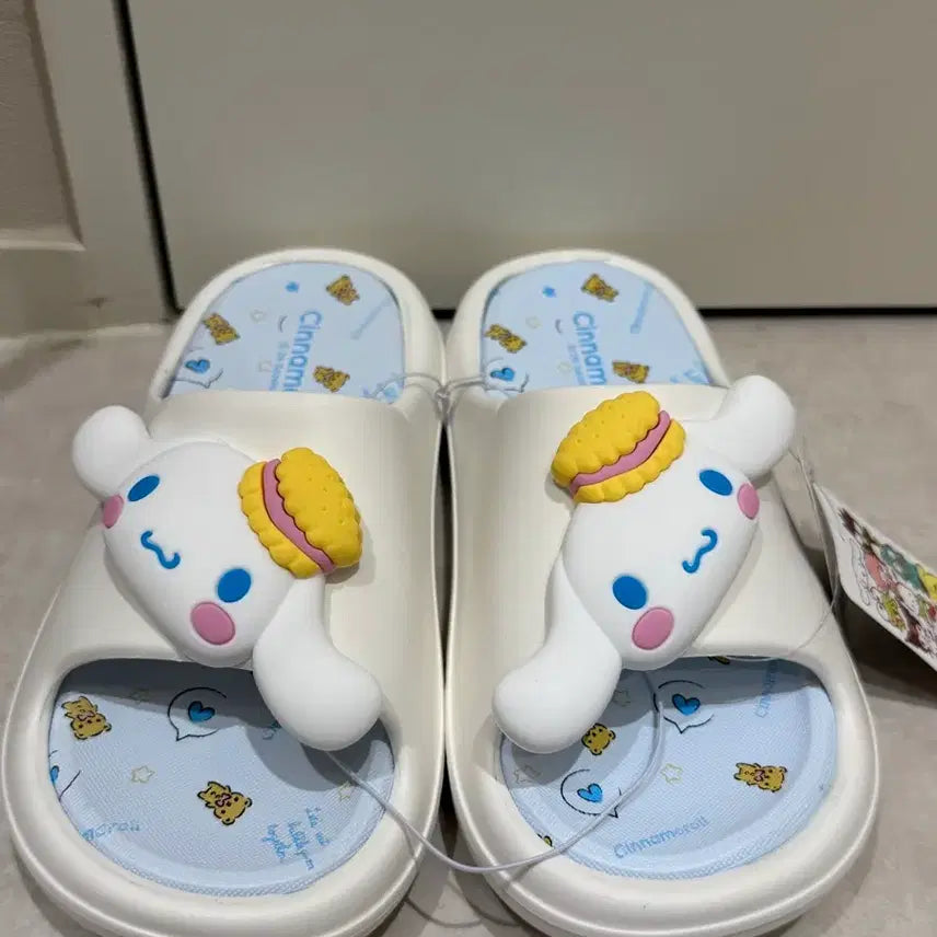[BUNJANG] Sanrio Cinnamoroll Slippers White 230mm / [새상품] 산리오 시나모롤 슬리퍼 화이트 230mm