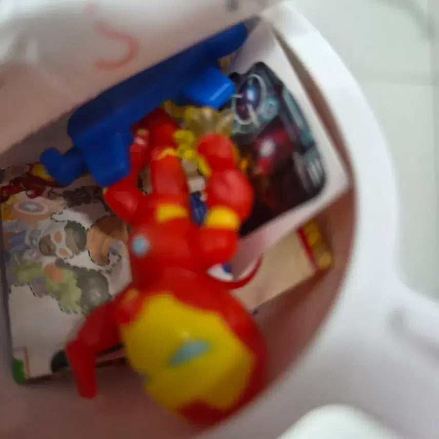 [BUNJANG] Marvel Kinder Joy Iron Man Figure / 마블 킨더조이 아이언맨 피규어 팝니다