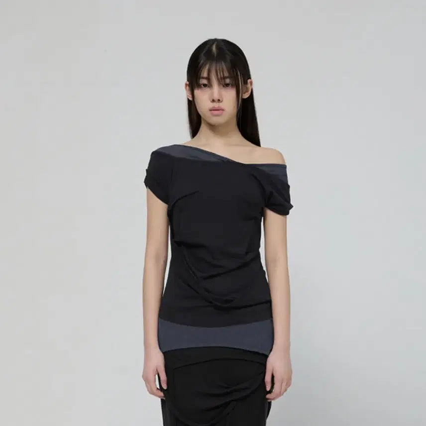 [BUNJANG] Flare Up 2-Layered Top - Black Charcoal / 플레어업 2-Layered Top 블랙 차콜
