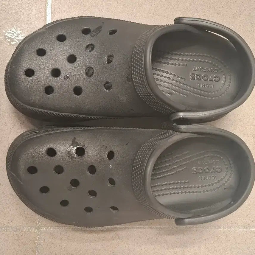 [BUNJANG] Crocs Classic Black Sandals / 크록스 클래식 블랙