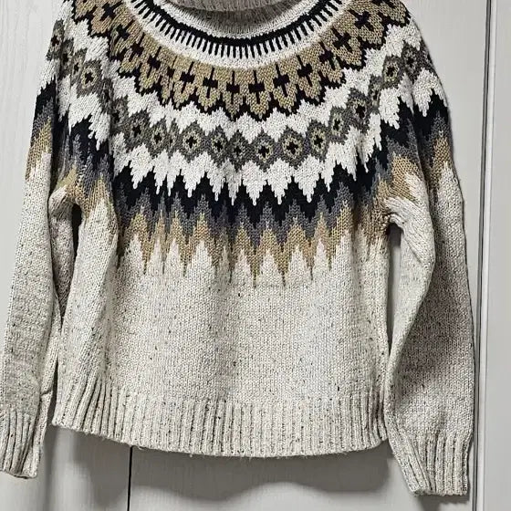 [BUNJANG] Patterned Turtleneck Knit Sweater / 니트 스웨터 폴라넥 패턴 스웨터
