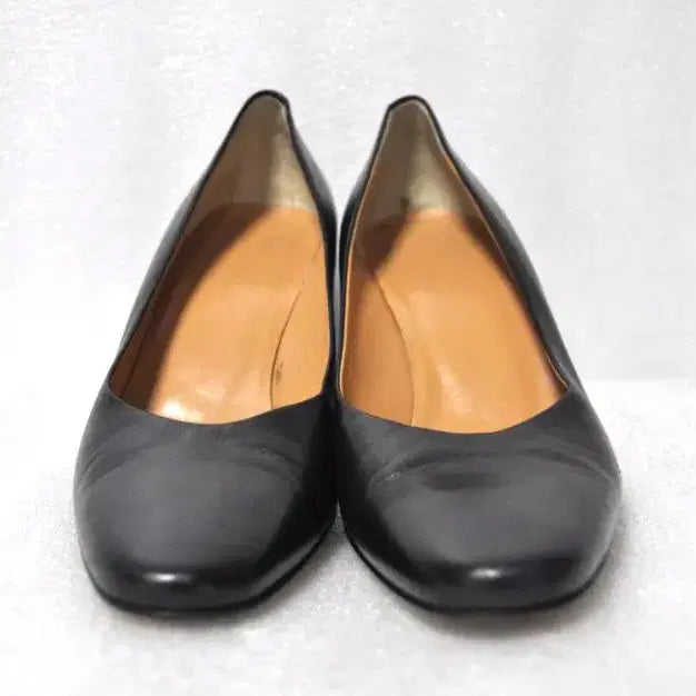 [BUNJANG] Bally Leather Pumps Shoes (Size 250) / 발리/여성펌프스가죽구두(사이즈250)정품