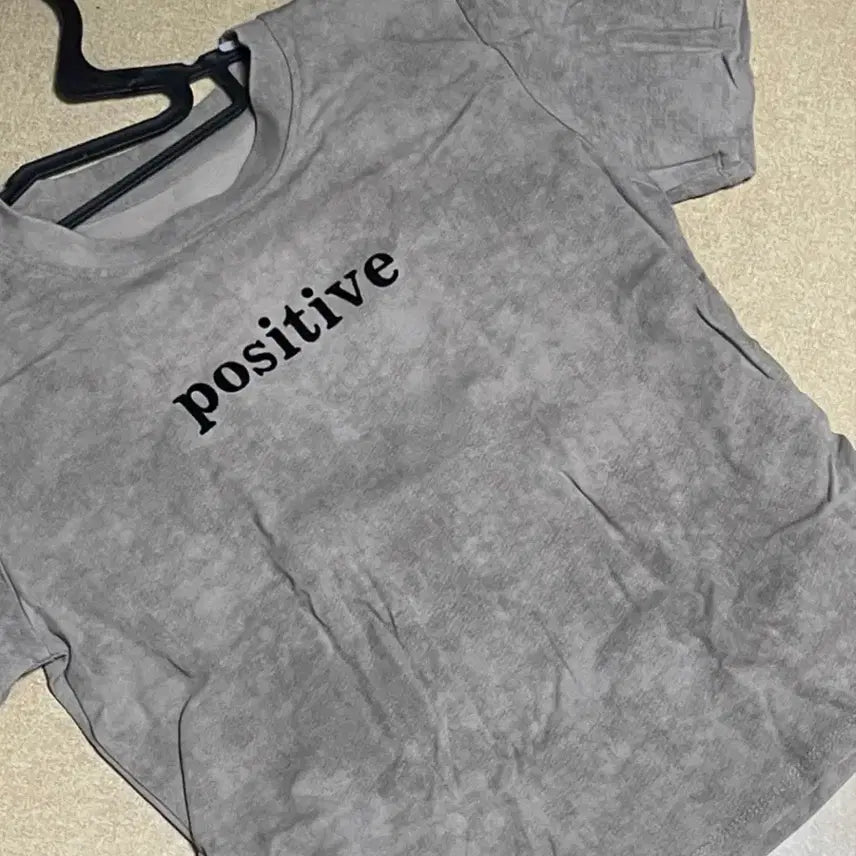 [BUNJANG] Washed Brown "Positive" Short-Sleeve T-Shirt / 워싱 브라운 "positive" 반팔 티셔츠