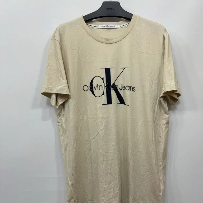 [BUNJANG] Calvin Klein T-Shirt / XL) 캘빈클라인 반팔티