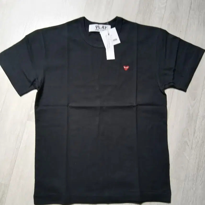 [BUNJANG] Comme des Garçons Play Black Small Heart Logo T-Shirt / 꼼데가르송 플레이 반팔티 블랙 스몰 하트m