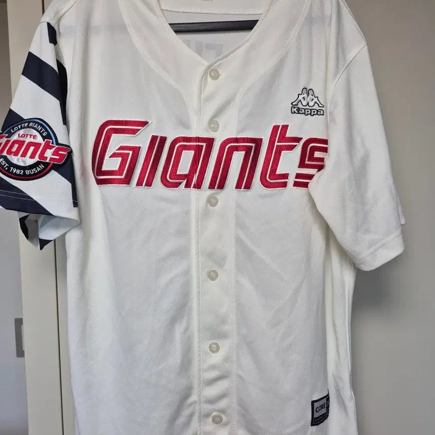 [BUNJANG] Lotte Giants Lee Dae-ho Player Marked Jersey Size 110 / 롯데자이언츠 유니폼 110사이즈 이대호 선수 마킹 판매합니다