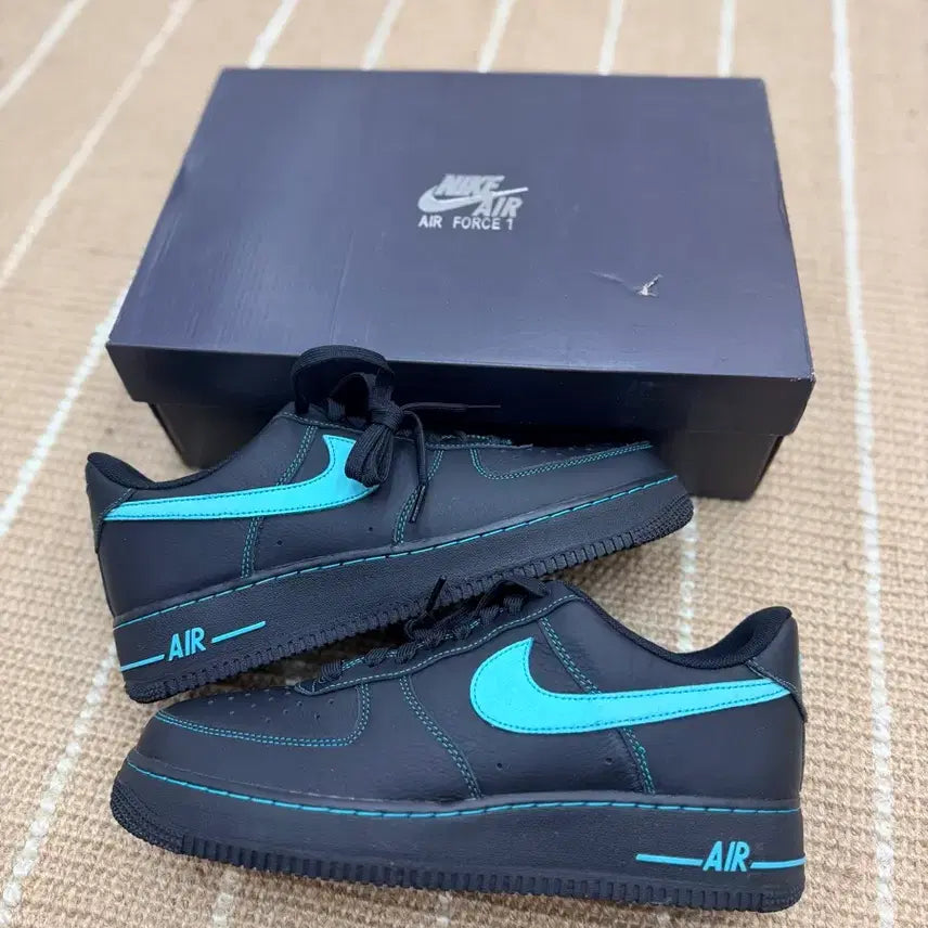 [BUNJANG] Nike Air Force 1 Low Black Aurora Green / 나이키 에어 포스 1 로우 블랙 오로라 그린 270 새상품