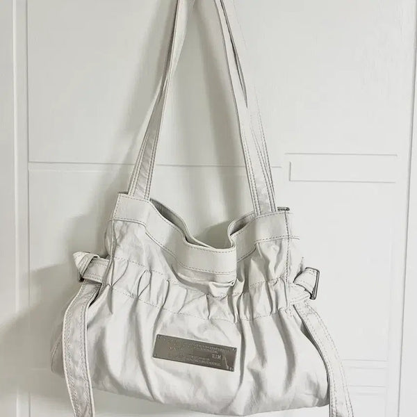 [BUNJANG] Matinkim Pou Leather Seashell Bag Ivory / 숄더백) 마뗑킴 포우 레더 씨쉘백 아이보리