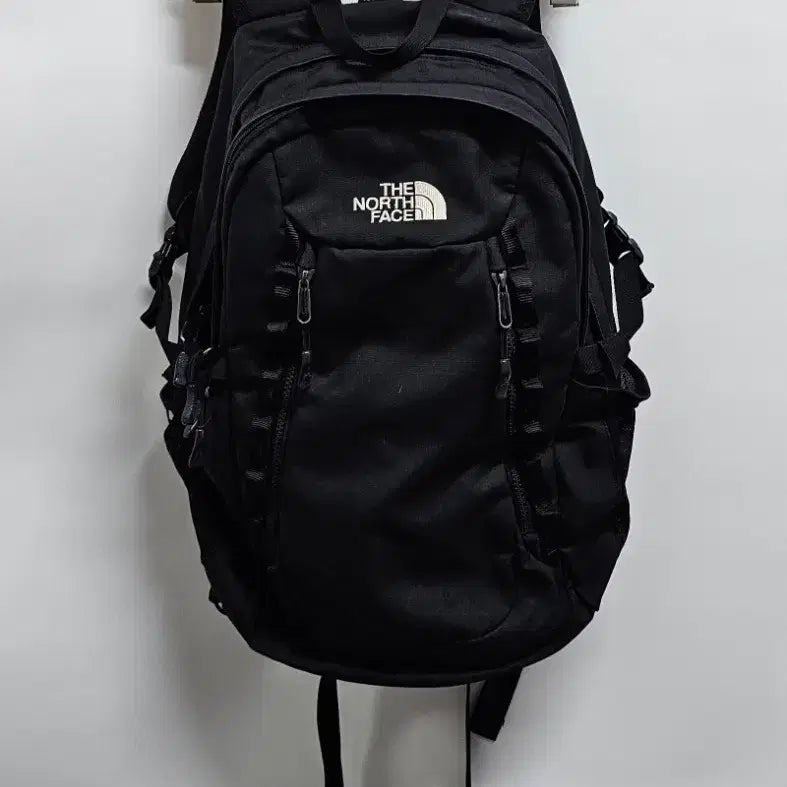 [BUNJANG] The North Face 22L Backpack Black / 노스페이스 22L 블랙 백팩