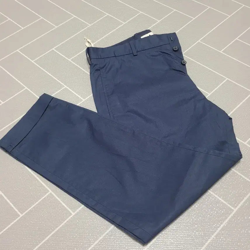 [BUNJANG] Marni Tailored Fit Cotton Chino Pants Navy / 1회착) 마르니 테일러드핏 코튼 치노 팬츠 네이비 48(M)