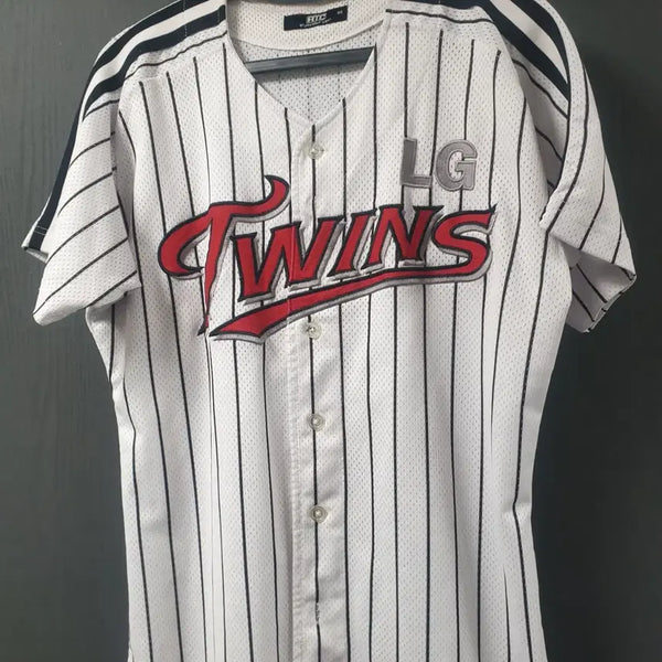 [BUNJANG] LG Twins Home Baseball Jersey - Size 100 - Yoo Ji-Hyun Player Edition / 엘지트윈스 홈 유니폼 100사이즈 유지현 선수 마킹 판매합니다