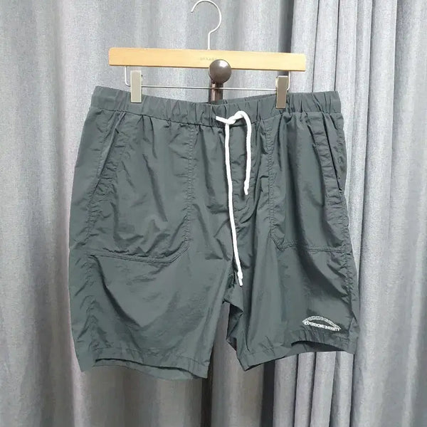 [BUNJANG] Adidas Woven Shorts / 100아디더 우븐 반바지