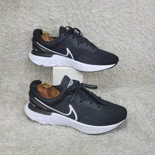 [BUNJANG] Nike React Miler 3 Sneakers / 구제짱짱맨 270 나이키 리액트 마일러3 스니커즈