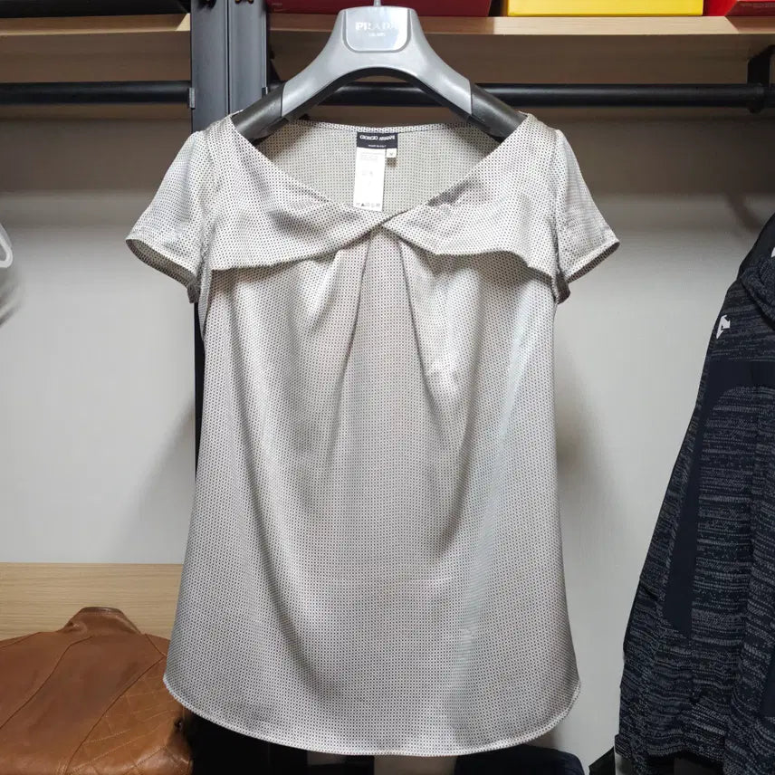 [BUNJANG] Giorgio Armani Silk Patterned Women's Blouse / 조르지오아르마니 부드러운실크 세련된패턴 여성탑 블라우스 90