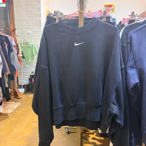 [BUNJANG] Nike Crewneck Sweatshirt Black / 나이키 맨투맨 검정색