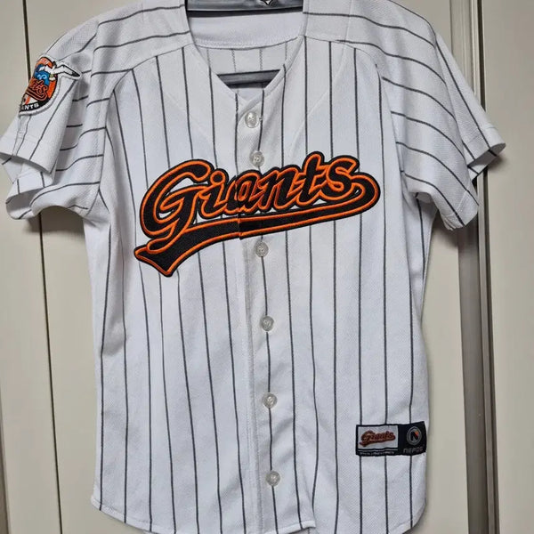 [BUNJANG] Lotte Giants Old Uniform Lee Dae-ho Size 85 / 롯데자이언츠 올드 유니폼 85사이즈 이대호 마킹 판매합니다