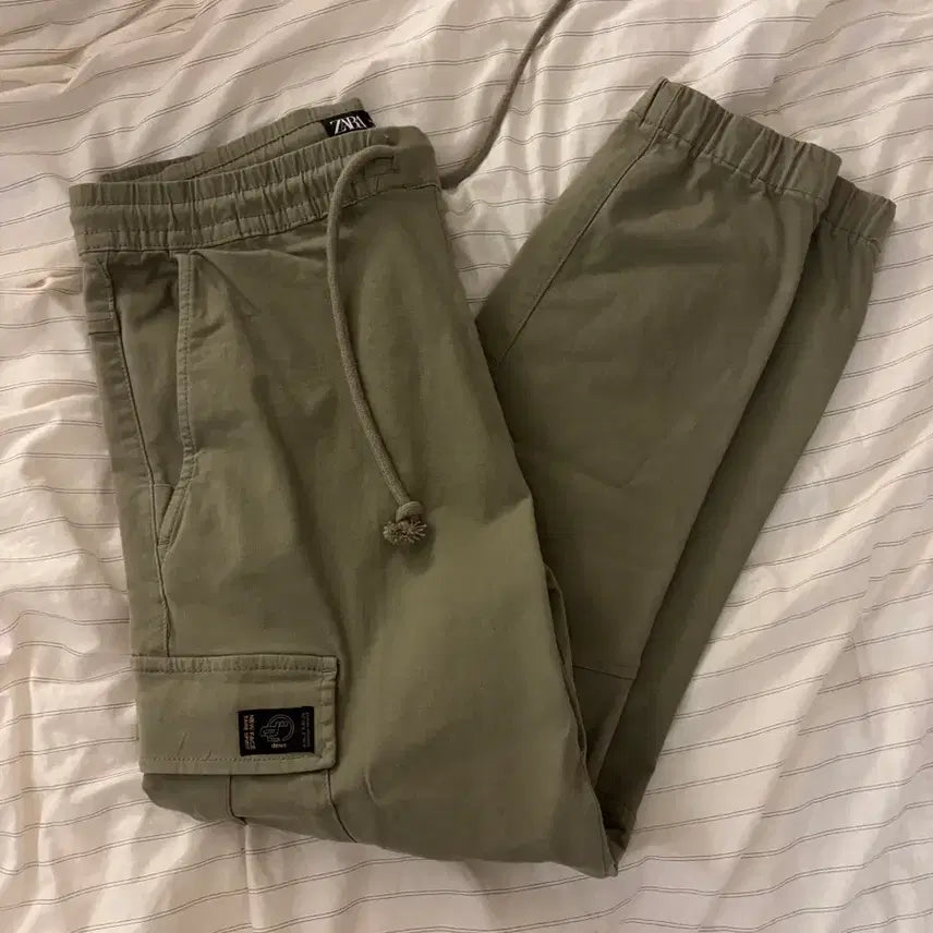 [BUNJANG] Zara Men's Cargo Jogger Pants Khaki / 남성 자라 카고 조거 팬츠 카키