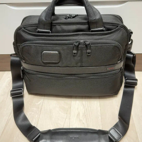 [BUNJANG] TUMI Alpha Organizer Briefcase / TUMI 투미 알파 오거나이저 브리프케이스 정품입니다