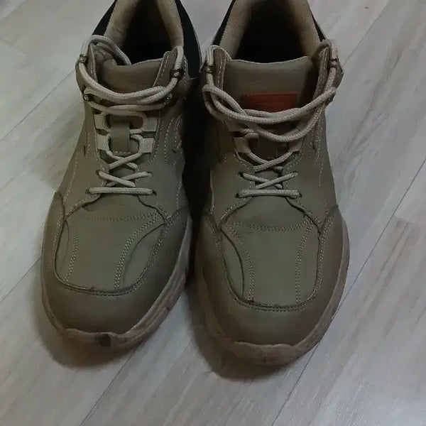 [BUNJANG] Men's Safety Hiking & Athletic Shoes / 남성신발 안전화 겸 등산화 겸 운동화