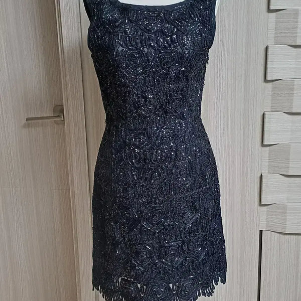 [BUNJANG] Black Sequin Rose Pattern Mini Dress / 블랙 스팽글 로즈 패턴 원피스