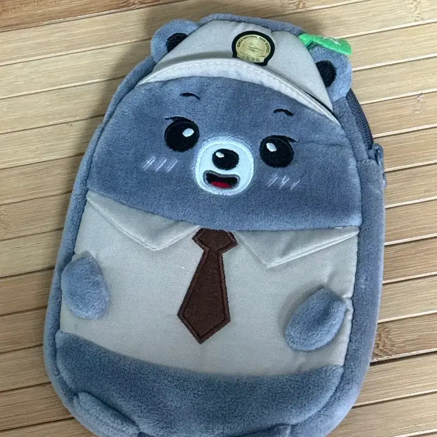[BUNJANG] Kuklip Gongwon Bandit Character Pouch / 국립공원 반달이 파우치