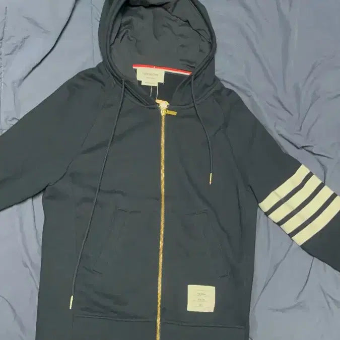 [BUNJANG] Thom Browne Full Zip Hoodie Navy Tricolor / 톰브라운 풀집업 후드 네이비 삼선