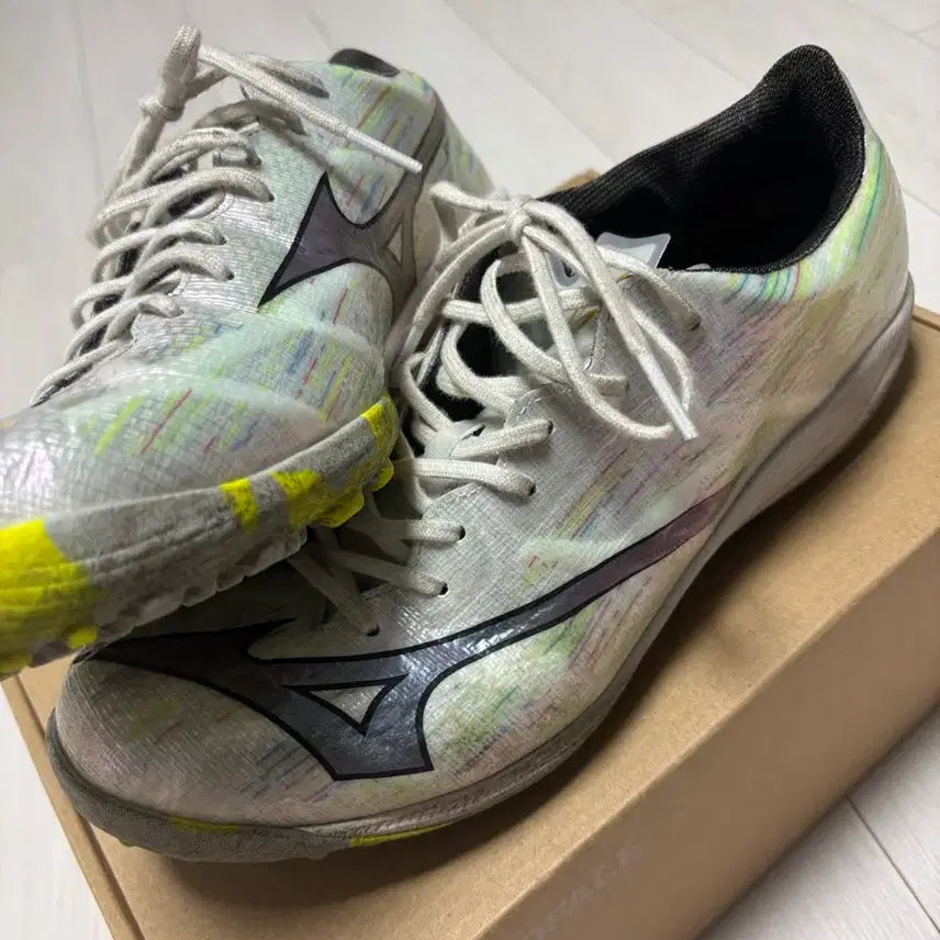 [BUNJANG] Mizuno Alpha 2 Elite TF Futsal Shoes (265mm) / 미즈노 알파 2 엘리트 tf 풋살화 (265) 상태 9/10