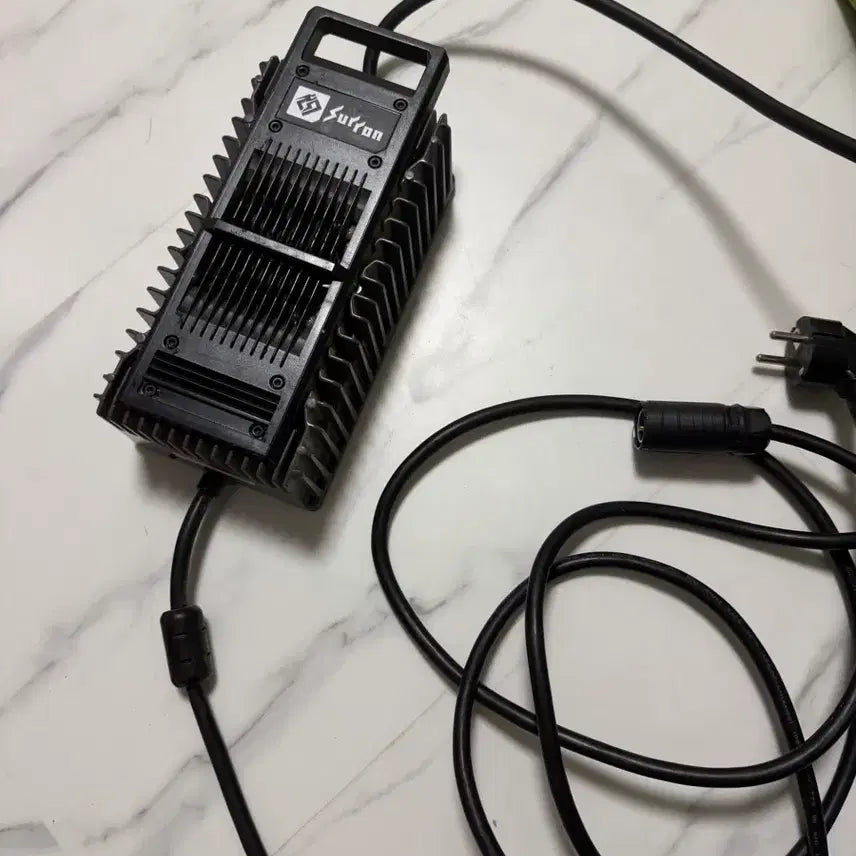 [BUNJANG] Siron Lightbee X Genuine Charger / 써론 라이트비x 정품 충전기 판매합니다