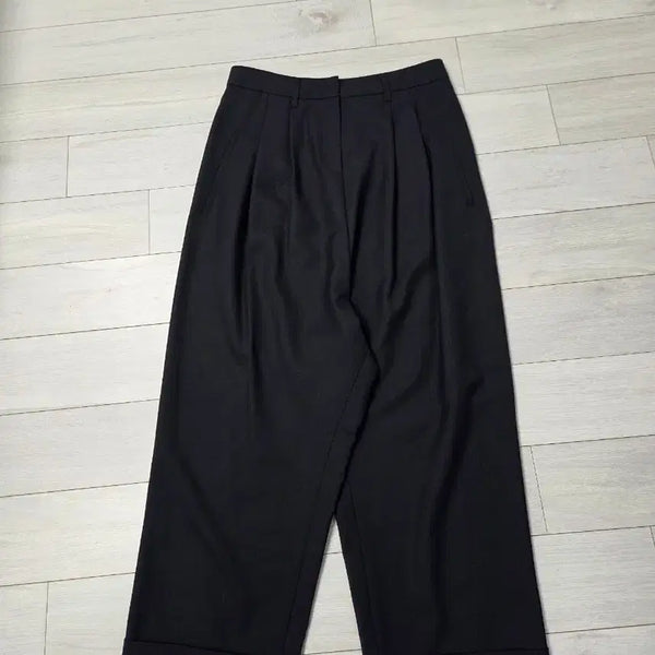 [BUNJANG] Studio Tomboy Relaxed Fit High-Rise Trousers Navy / 스튜디오 톰보이 바지 55