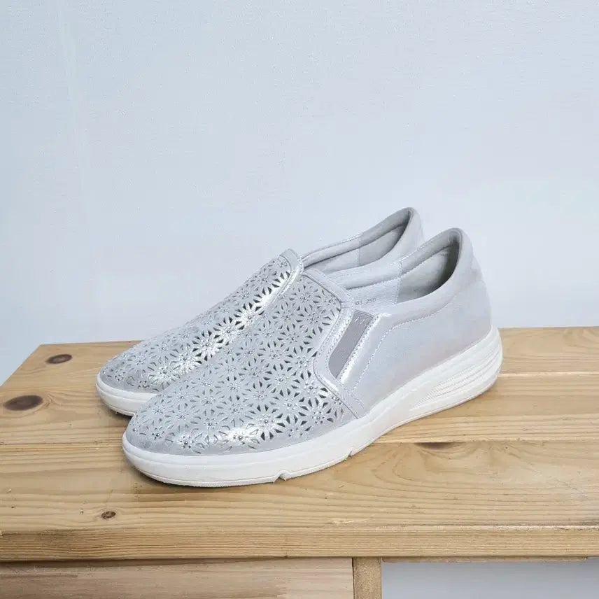 [BUNJANG] Tandy Women's Summer Slim-on Flats (Size 250) / 250)탠디 여성 여름슬림온
