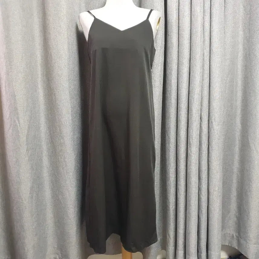 [BUNJANG] Silkit Sleeveless One-Piece Dress / 실킷 슬리스리스 원피스