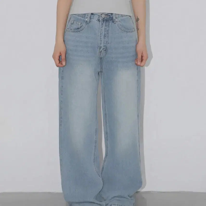 [BUNJANG] Chicks SDP Minimal Straight Denim Pants Light Blue / 칙스 SDP 미니멀 스트레이트 데님 팬츠 라이트 연청