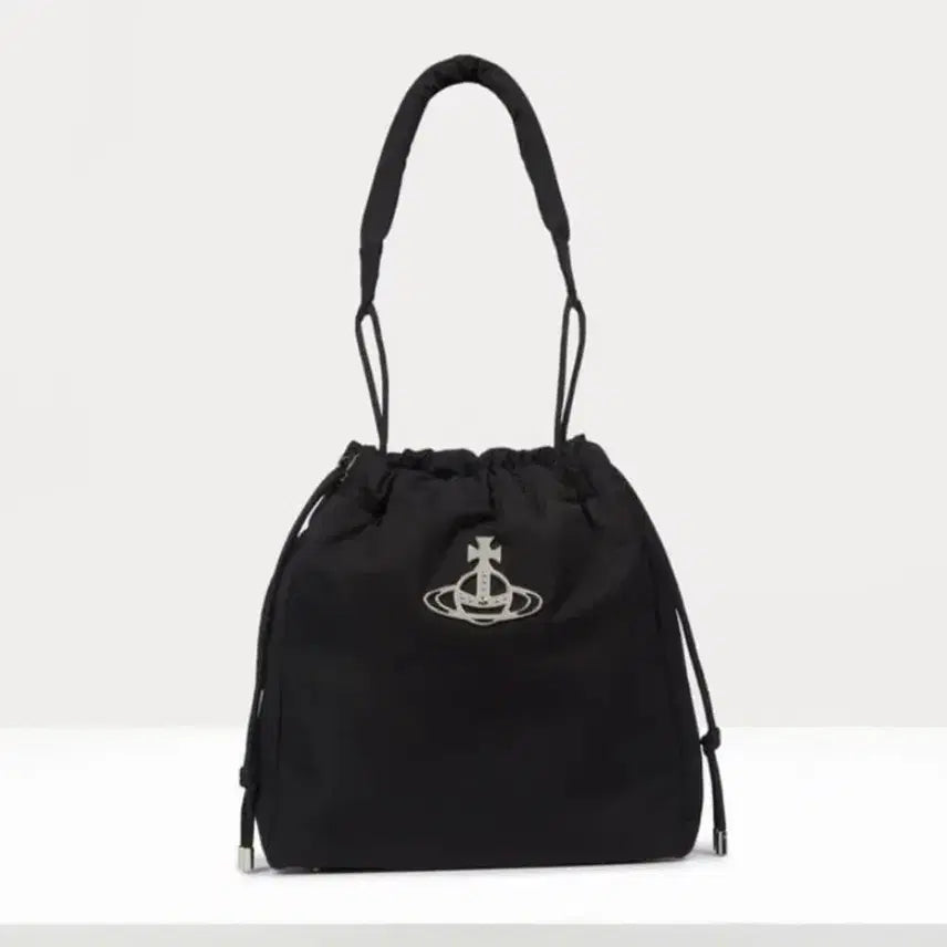 [BUNJANG] Vivienne Westwood Hillary Bucket Bag Black Nylon / 비비안 웨스트우드 힐러리 버킷백 블랙