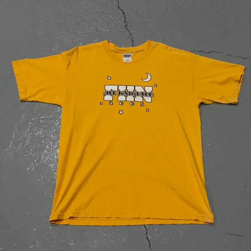 [BUNJANG] Gildan All Knighter 2005 Yellow Vintage T-Shirt / 길단(Gildan) All Knighter 2005 옐로우 빈티지 티셔츠