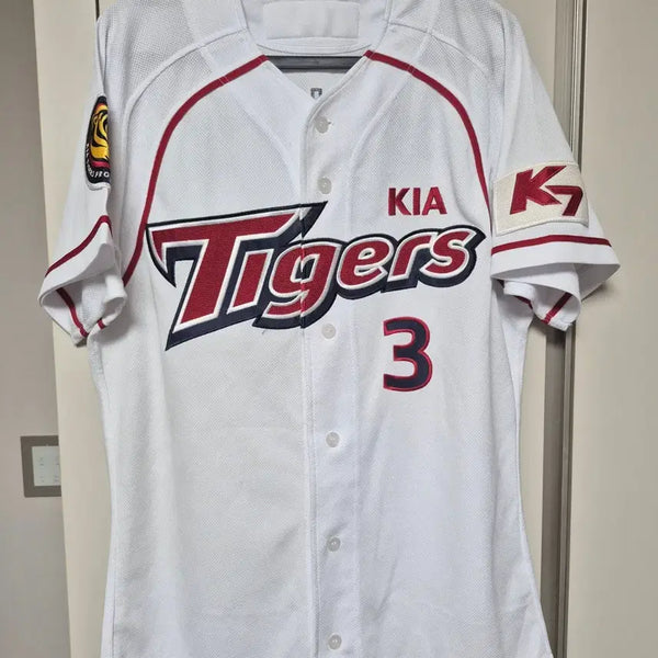[BUNJANG] Kia Tigers Kim Sun-bin Baseball Jersey Size 105 / 기아타이거즈 유니폼 105사이즈 김선빈 마킹 판매합니다