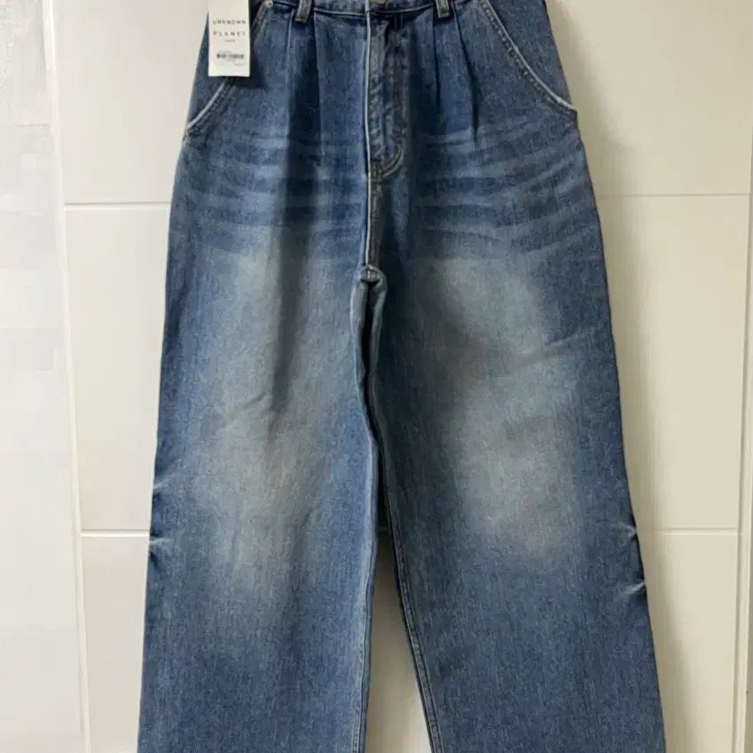 [BUNJANG] Unknown Planet Color Denim Pin Tuck Wide Jeans (New) / 언노운플라넷 청바지 (새상품)