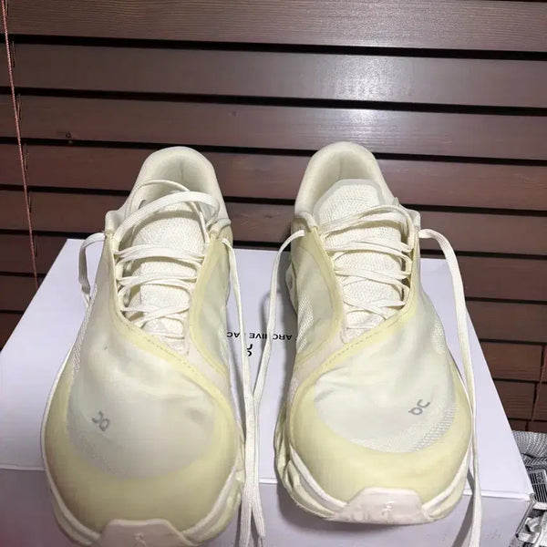 [BUNJANG] On Running Cloudmonster 2 Running Shoes Size 265 / 온러닝 파프 클라우드몬스터2 265사이즈