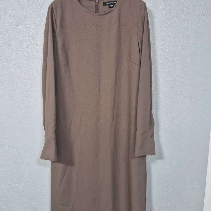 [BUNJANG] Milano Story Long Sleeve Midi Dress / 밀라노스토리 긴팔원피스 55~66