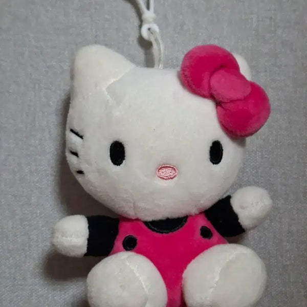 [BUNJANG] Hello Kitty Plush Keychain Pink / 헬로키티 인형 키링 핑크