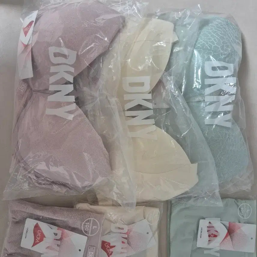 [BUNJANG] DKNY 3-Piece Bra Set / DKNY 브라 세트 3종 세트 85A-L