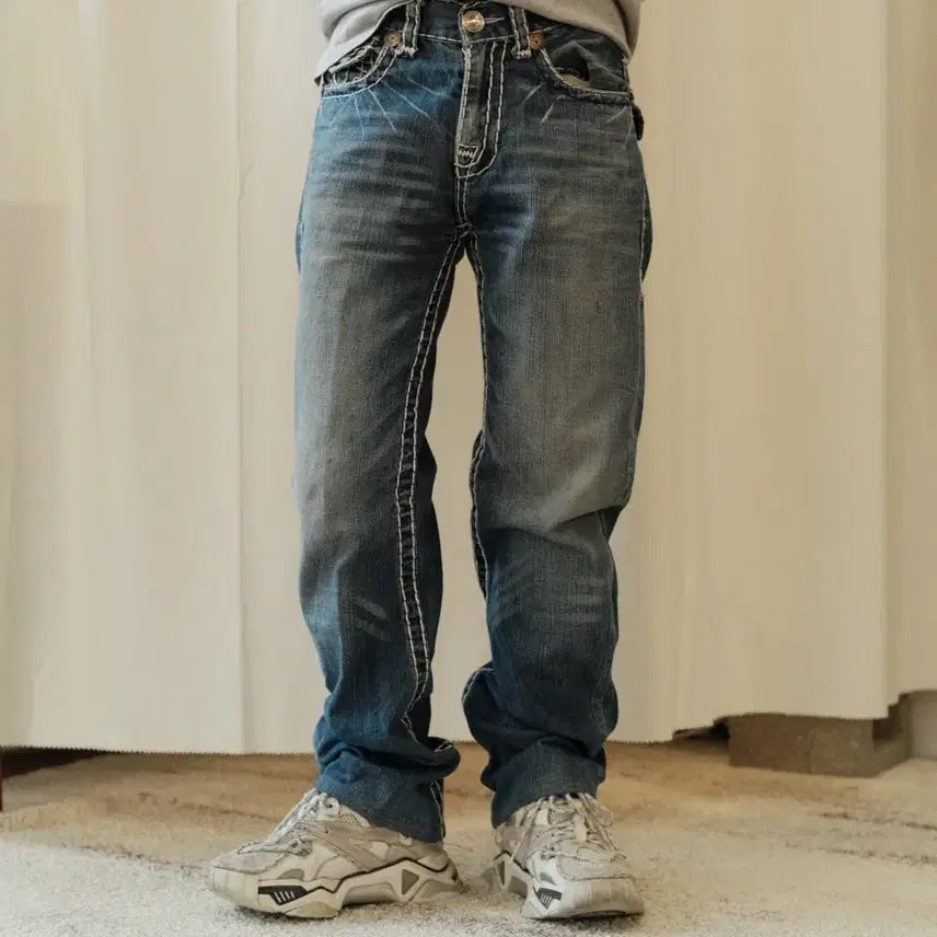 [BUNJANG] True Religion Joy Super T White Stitch Denim Pants / 트루릴리전 조이 슈퍼 티 화이트스티치 데님 팬츠