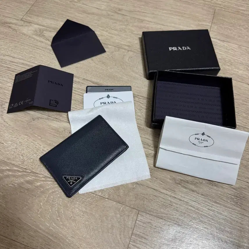 [BUNJANG] Prada Saffiano Card Holder Navy / 정품 풀구성) 프라다 사피아노 카드지갑