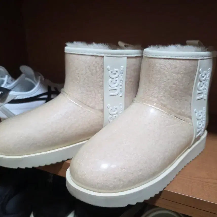 [BUNJANG] UGG Boots Beige EU 36 / 어그 Eu36 베이지