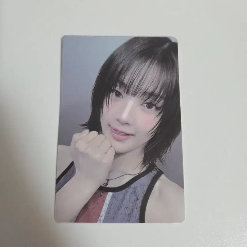 [BUNJANG] G)I-DLE Minnie Photocard / 아이들 전시회 민니 10만원이상 구매 포토카드